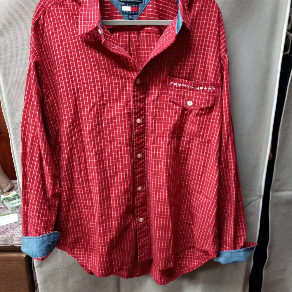 Men's long sleeve Tommy Hilfiger button down shirt